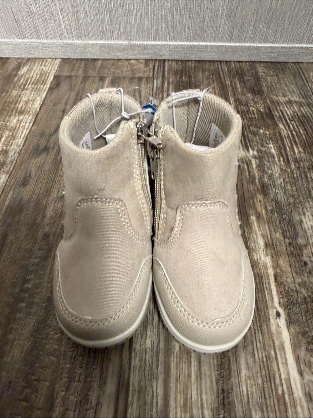 Stride Rite Little Girls Beige Suede Ankle Boots with Glitter Hearts Size 6 - Picture 7 of 16